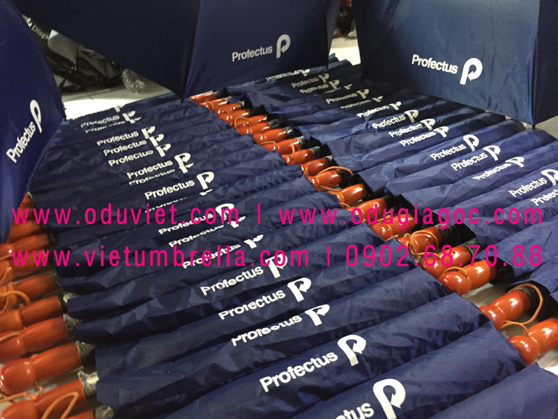 xưởng sản xuất ô dù cầm tay in logo quảng cáo